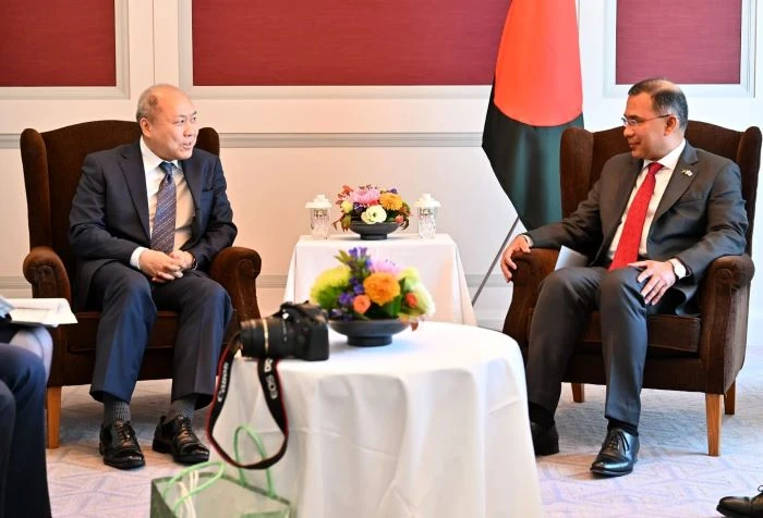 বাংলাদেশের রপ্তানি বহুমুখীকরণ ও বিনিয়োগ বাড়াতে জাপানের সহযোগিতা চান প্রধানমন্ত্রী তারেক রহমান